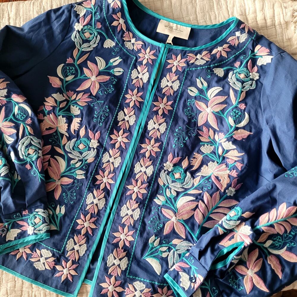 NWT La Bellum Blue Floral Embroidered Jacket sz XL